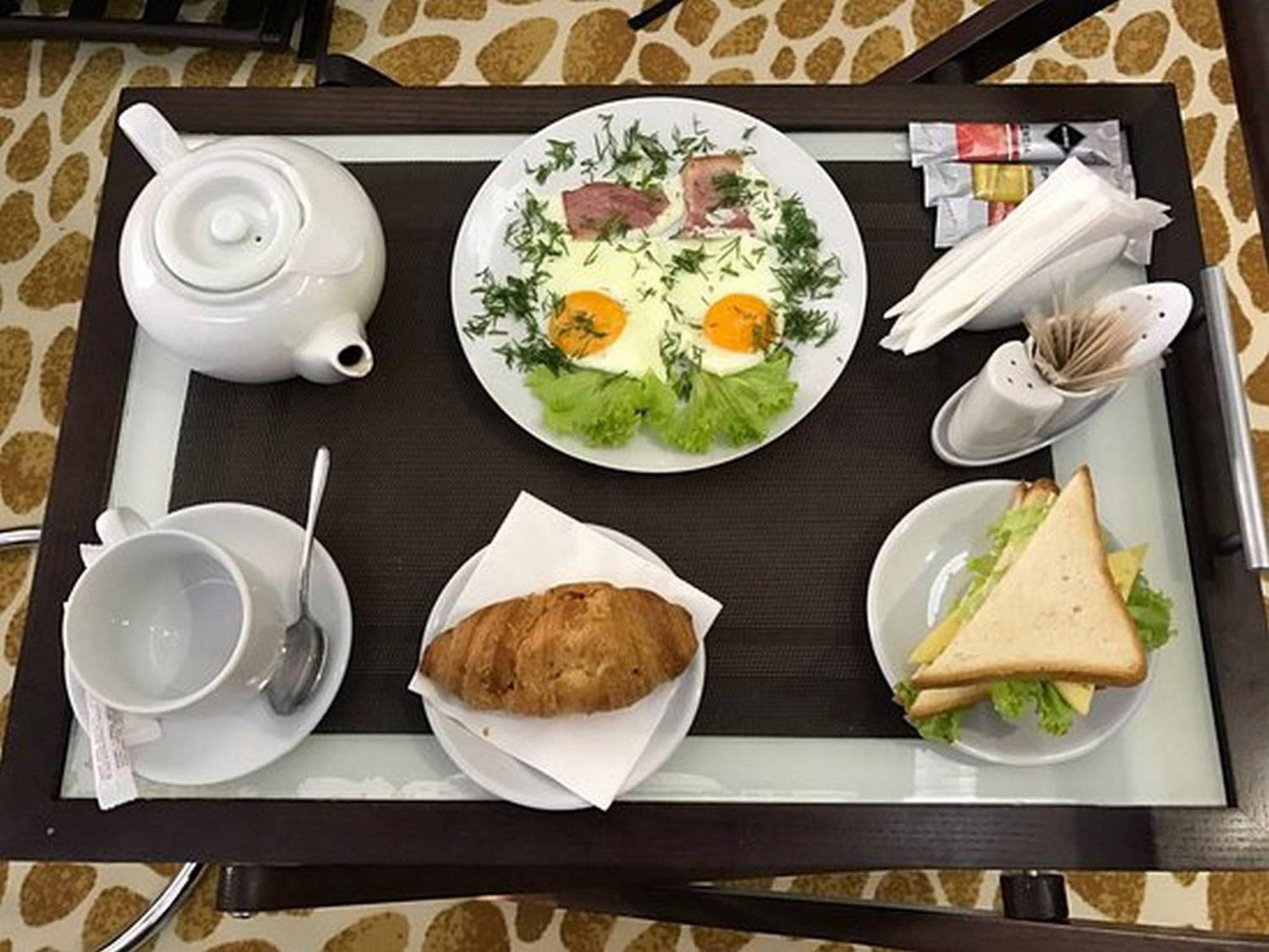 Mirax Boutique Hotel Харков Екстериор снимка